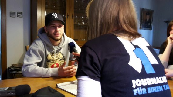 Die "Journalisten für einen Tag" vom KA Eupen haben Rapper "Unit" getroffen