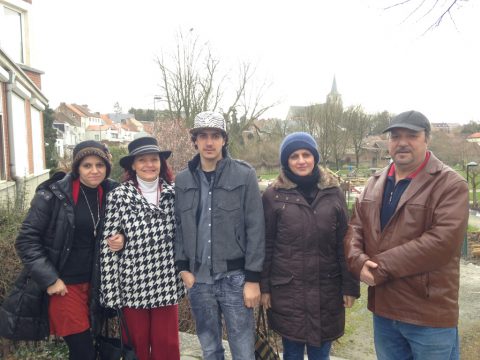 Die irakische Flüchtlingsfamilie mit ihrer Patin aus Raeren