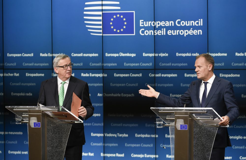 Jean-Claude Juncker und Donald Tusk bei einer Pressekonferenz auf dem EU-Gipfel in Brüssel