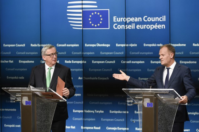 Jean-Claude Juncker und Donald Tusk bei einer Pressekonferenz auf dem EU-Gipfel in Brüssel
