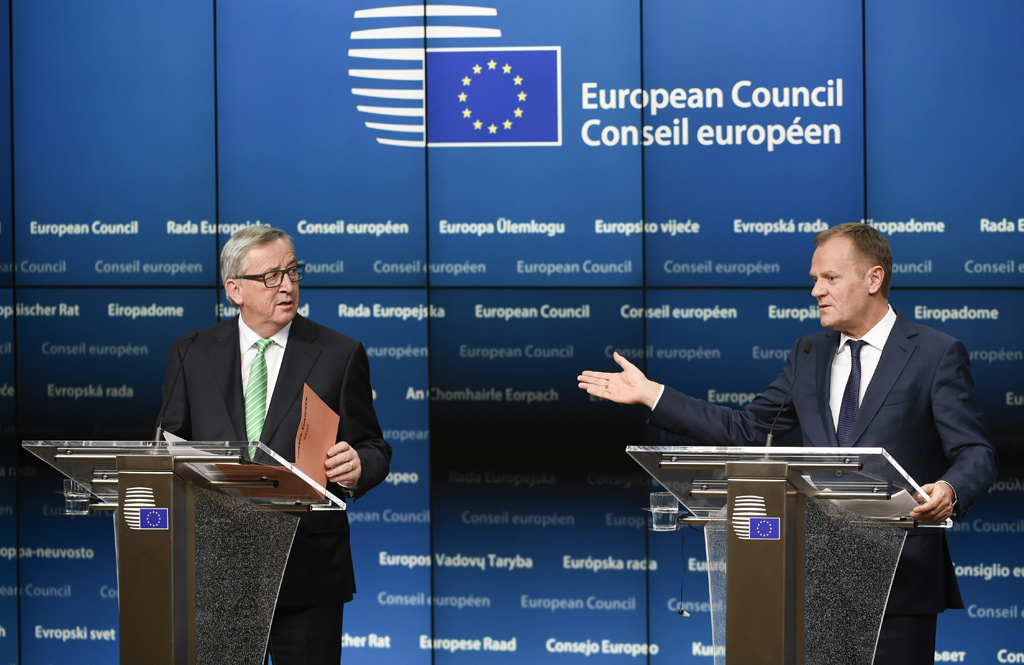 Jean-Claude Juncker und Donald Tusk bei einer Pressekonferenz auf dem EU-Gipfel in Brüssel