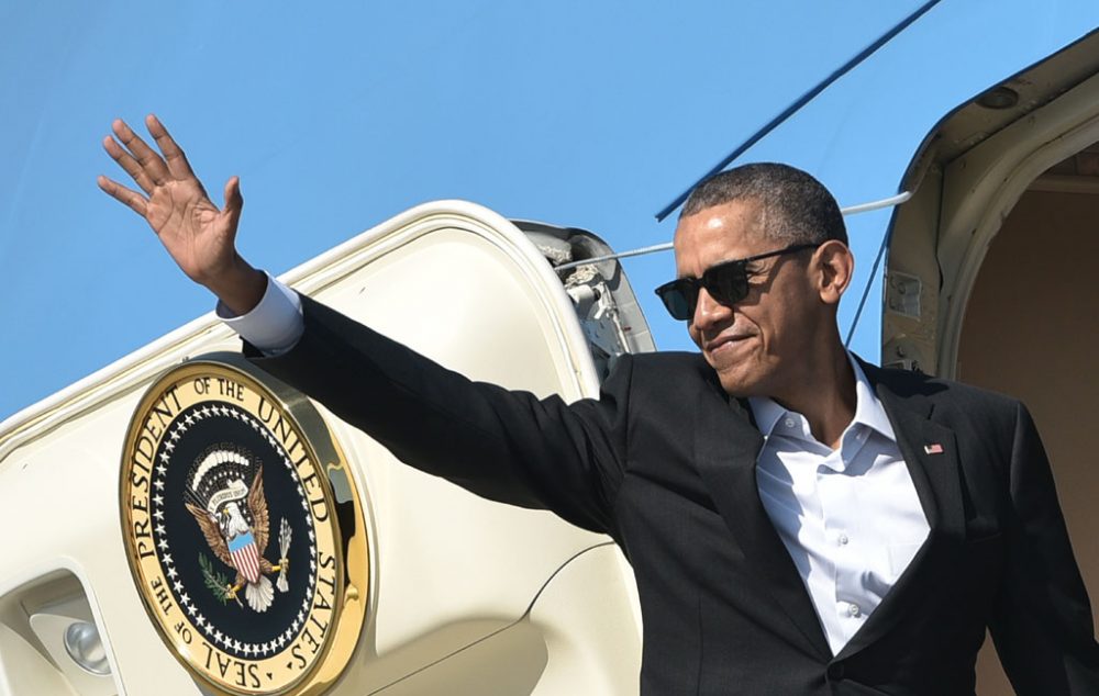 Barack Obama an der Air Force One