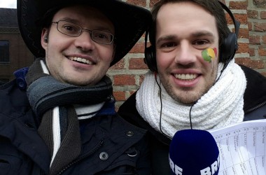 Olivier Krickel und Co-Moderator Oliver Krings beim Rosenmontagszug in Eupen