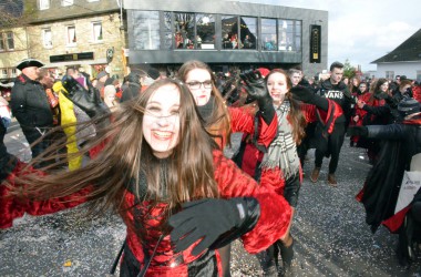 Rosenmontagszug in Bütgenbach