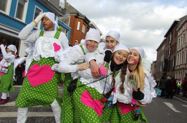 Rosenmontagszug in Eupen