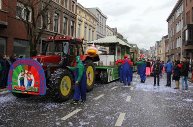 Rosenmontagszug in Eupen