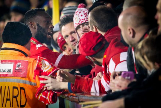 Standard Lüttich verliert: Enttäuwschung für Spieler und Fans