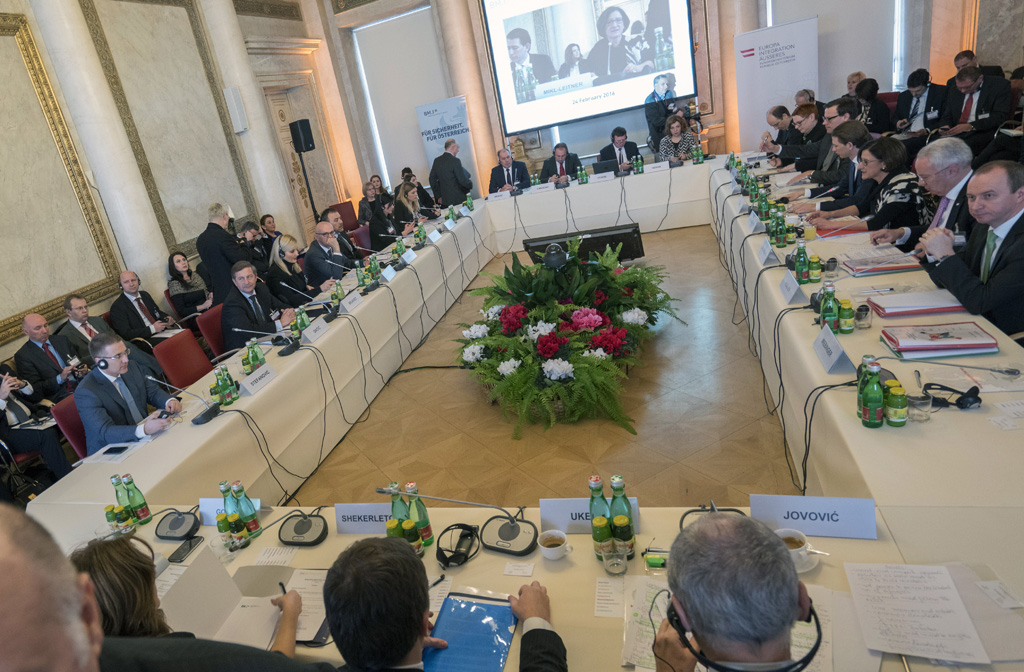 Wien: Minister von neun Balkanländern diskutieren über ihre Flüchtlingspolitik
