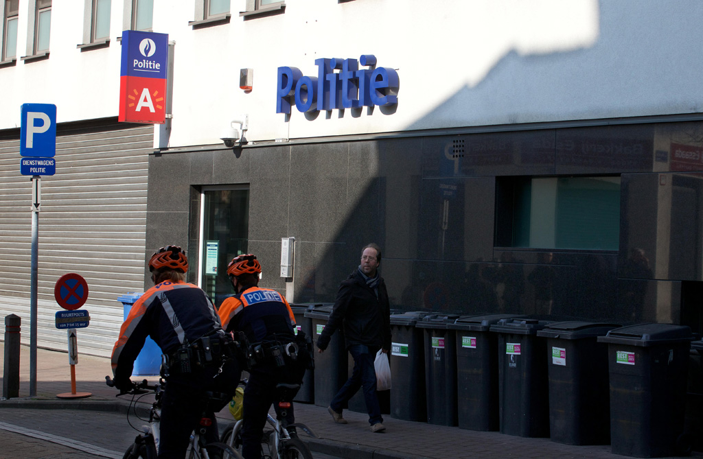 In dieser Antwerpener Polizeistation sind die Beschuldigten beschäftigt gewesen