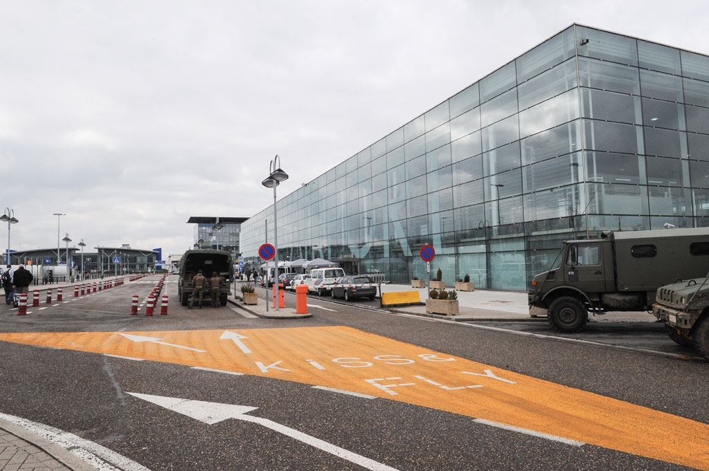 Erhöhte Sicherheitsvorkehrungen auch am Flughafen von Lüttich