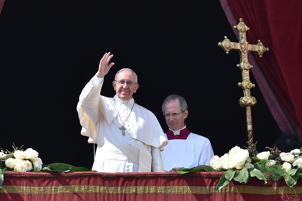 Papst Franziskus nach dem Segen "Urbi et orbi"