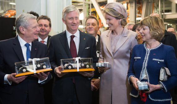 Am 9.3. haben Joachim Gauck, König Philippe, Königin Mathilde und Daniela Schadt das Audi-Werk in Brüssel besucht - am 10.3. geht es nach Lüttich und Eupen