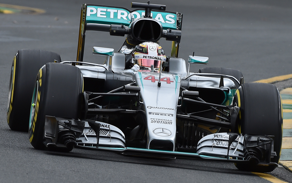 Lewis Hamilton ist am ersten Formel-1-Tag der Saison 2016 der Schnellste