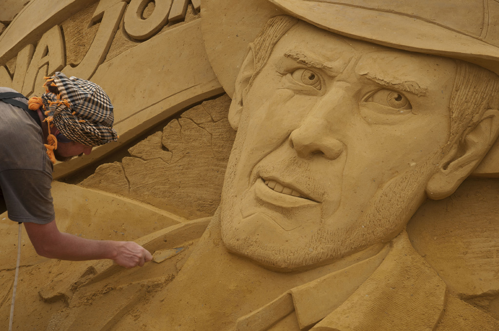 Indiana Jones als Sandskulptur in Ostende 2014