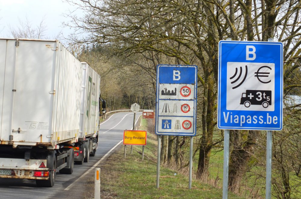 Lkw-Maut ab 1. April - Grenzübergang Wemperhardt