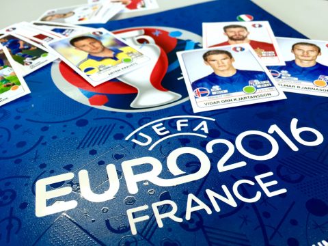 Panini-Klebebilder ab sofort im Handel