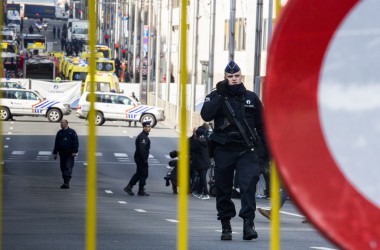Nach Anschlägen: Polizisten in der Rue de la Loi