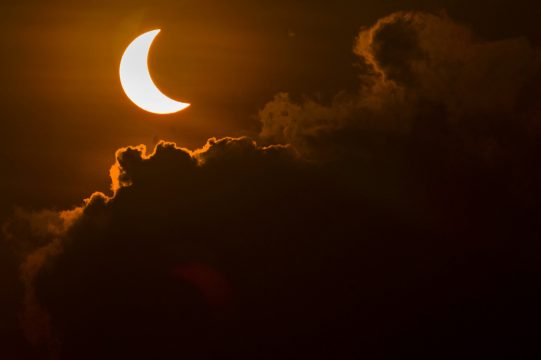 Totale Sonnenfinsternis in Indonesien (9.3.)