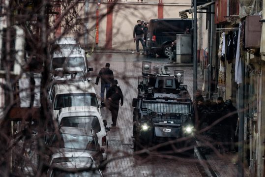 Angriff auf Polizeiwache in Istanbul gewaltsam beendet
