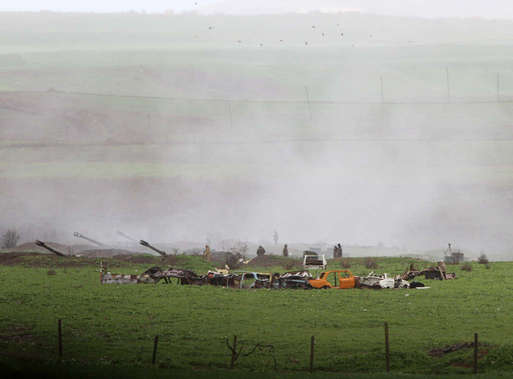 Armenische Artillerieeinheit in Martakert (3.4.)
