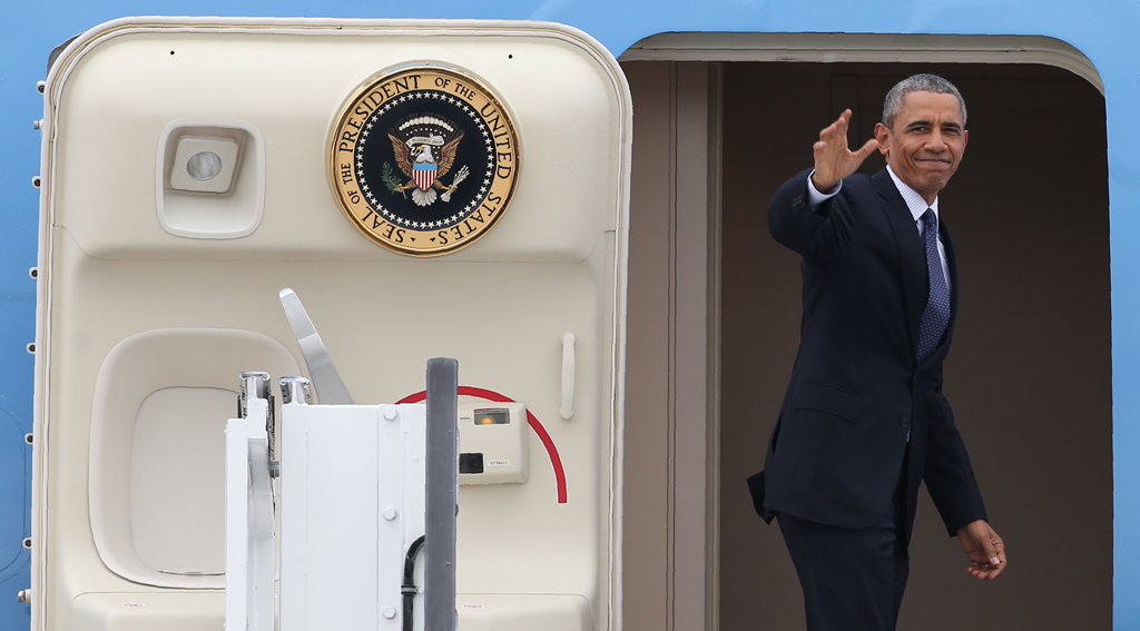 US-Präsident Barack Obama vor dem Abflug vom Flughafen Langenhagen bei Hannover (25.4.)