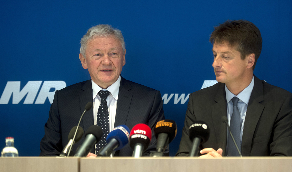 François Bellot und der MR-Vorsitzende Olivier Chastel bei der Pressekonferenz in Brüssel