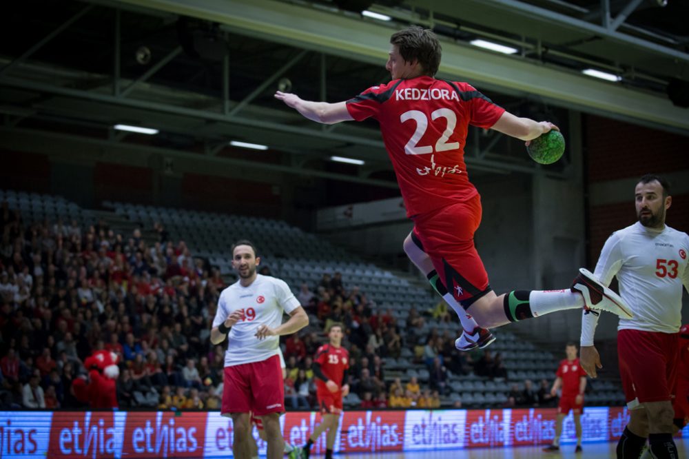 Der Eupener Handballspieler Damian Kedziora in Aktion