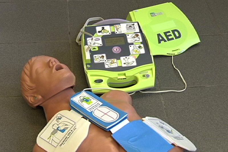 Defibrillator