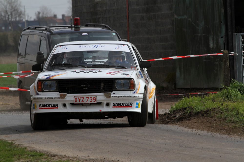 Rainer Hermann/Gabriel Hüweler (Opel Ascona 400) bei der TAC-Rallye in Tielt