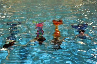 Wassernixen: Meerjungfrauenschwimmen in Aachen