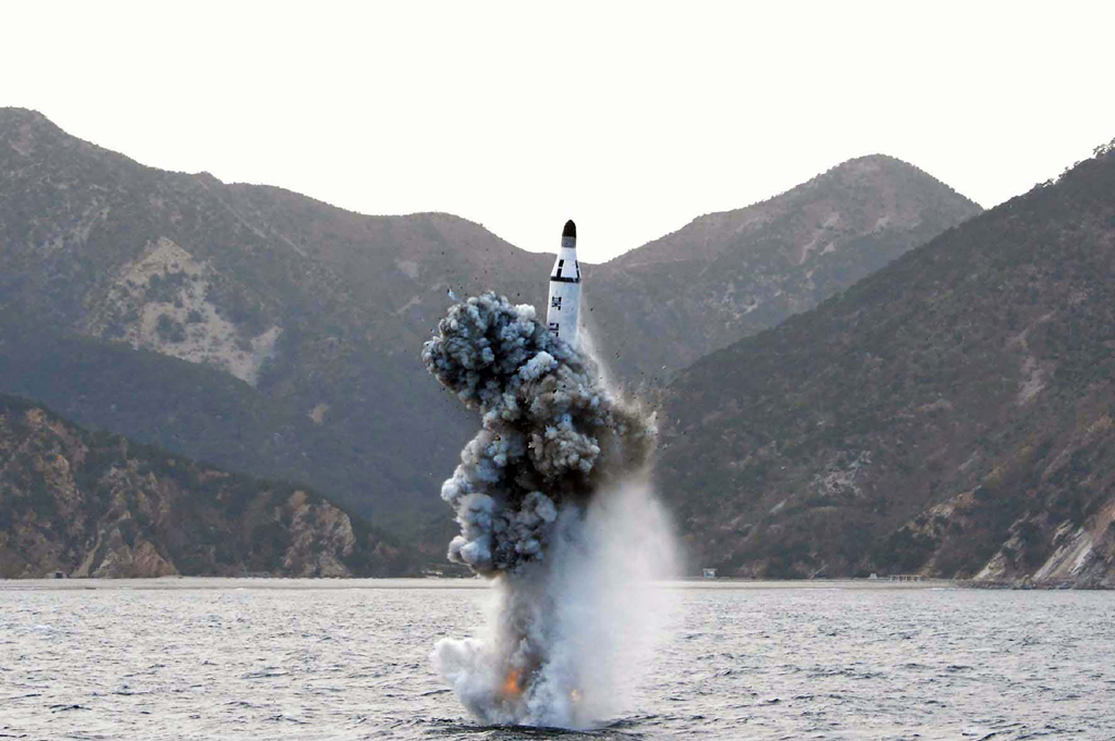 Nordkorea schießt Rakete von U-Boot aus