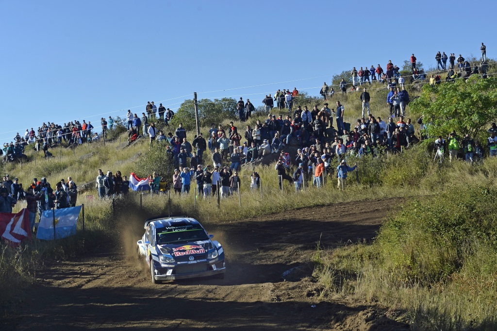 Sébastien Ogier (VW Polo R WRC) führt in Argentinien
