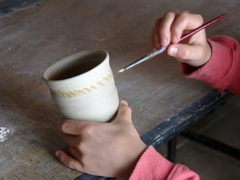 Tonmarathon: Zweistündige kostenlose Töpferanimation in Raeren