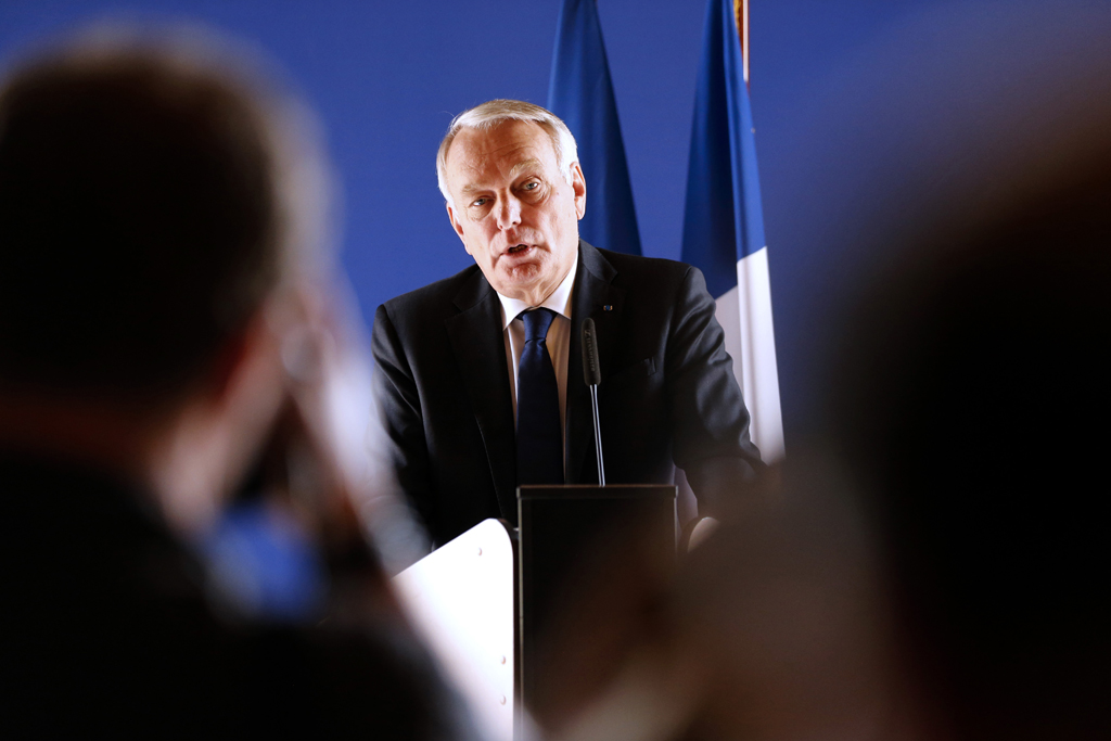 Frankreichs Außenminister Jean-Marc Ayrault am Samstag auf einer Pressekonferenz in Paris