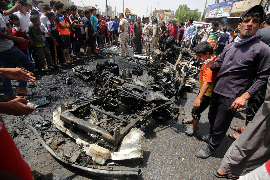 Autobombe auf einem belebten Markt im Stadtteil Sadr City riss mindestens 64 Menschen in den Tod