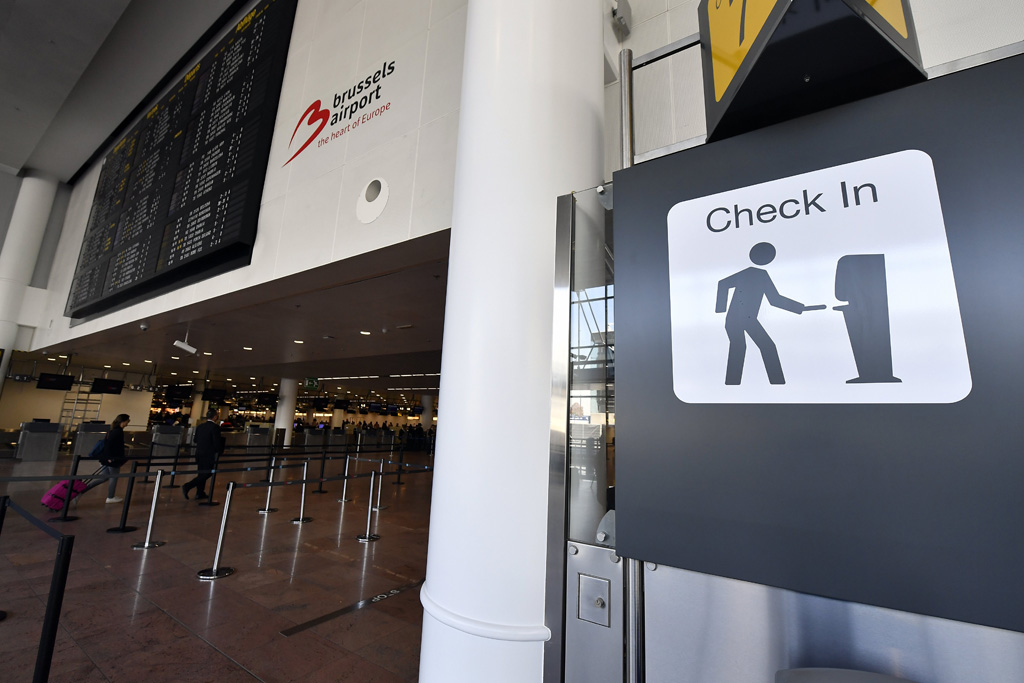 Check-In-Schalter im Flughafen Zaventem