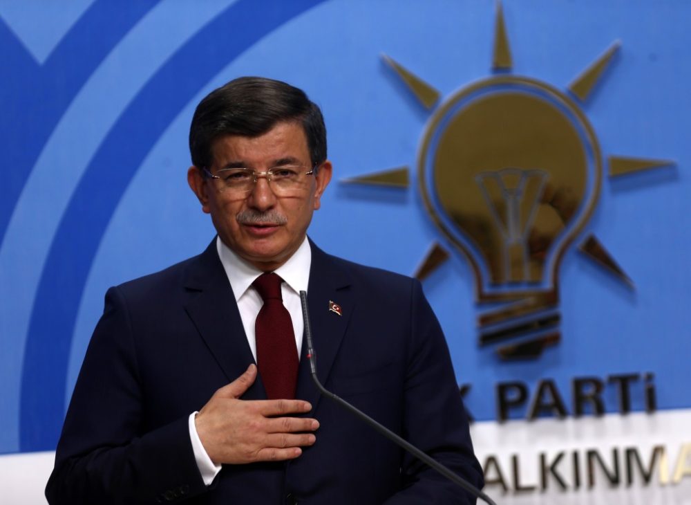 Ahmet Davutoglu kündigt seinen Rücktritt als Partei- und Regierungschef an