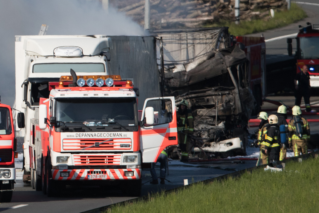 Schwerer Unfall auf der E17