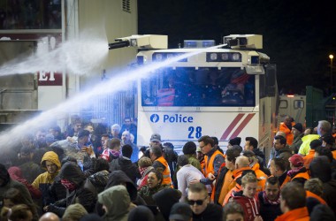 Ausschreitungen nach dem Spiel gegen Eupen: Frustierte Antwerp-Fans verwüsten Bosuil-Umgebung