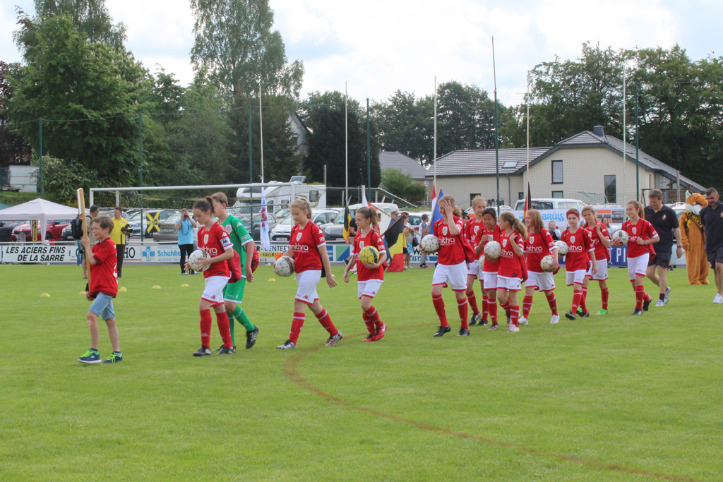 Standard Lüttich stellt die erste Mädchenmannschaft in der Geschichte des Euregio-Turniers in Weywertz