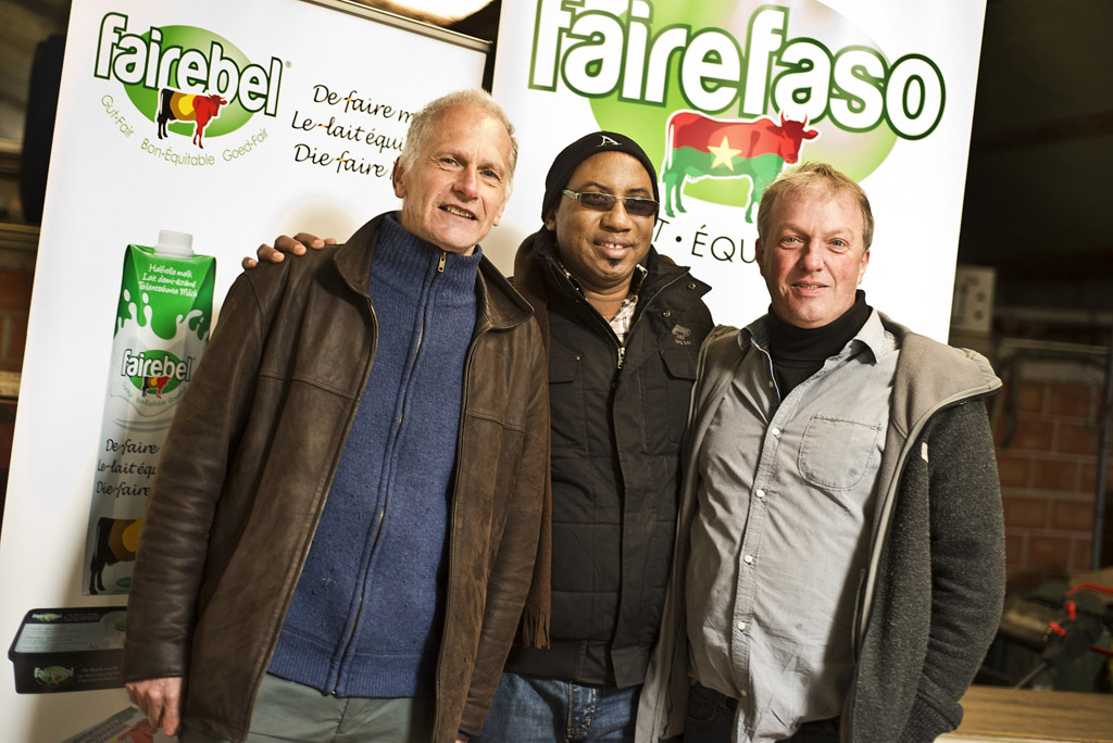 Thierry Kesteloot, von Oxfam, Ibrahim Diallo aus Burkina Faso und Erwin Schöpges
