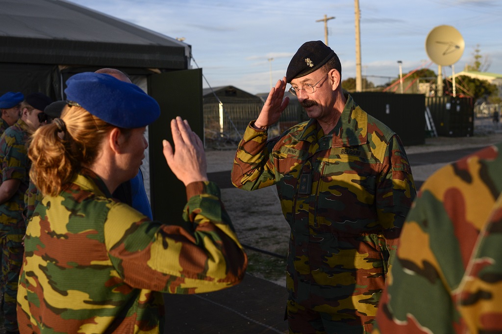 Generalmajor Jean-Paul Deconinck (r.) am 29.10.2015 im spanischen Saragossa