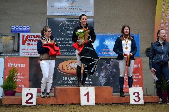 Laura Lenges gewinnt Bronze bei der Landesmeisterschaft im Distanzreiten