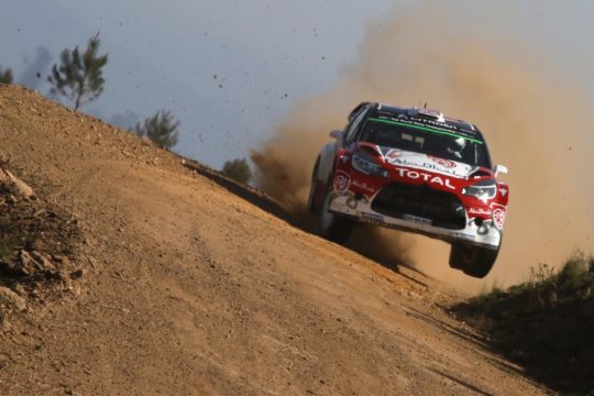 Kris Meeke auf dem Weg zum Sieg bei der Rallye Portugal