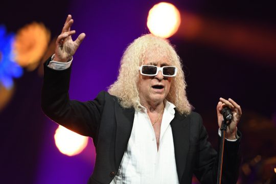 Michel Polnareff bei einem Konzert in Nordfrankreich am 30. April