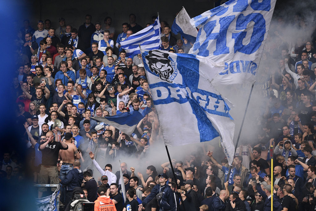 Racing-Genk-Fans beim Entscheidungspiel der Play-Off-II