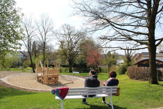 Eröffnung des neu gestaltenen Spielplatzes in Kettenis