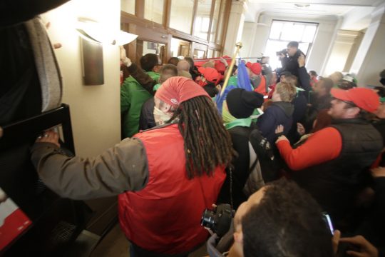 Demonstration der Gefängniswärter gerät aus den Fugen
