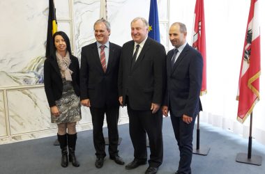 Im Landtag Vorarlberg: Landtagsdirektorin Dr. Borghilt Goldgruber-Reiner, Landtagspräsident Harald Sonderegger, Parlamentspräsident Karl-Heinz Lambertz und PDG-Verwaltungschef Stephan Thomas