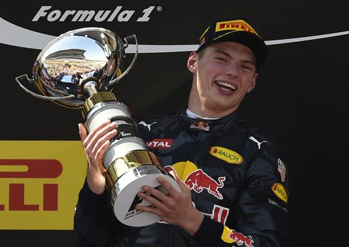 Max Verstappen bei einem Sieg in Spanien (Bild: Luis Gene/AFP)